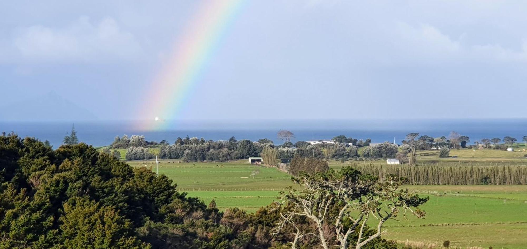 Hotel 1 Waipu Off-Grid Eco Seaview Geodesic Glamping Dome Exterior foto